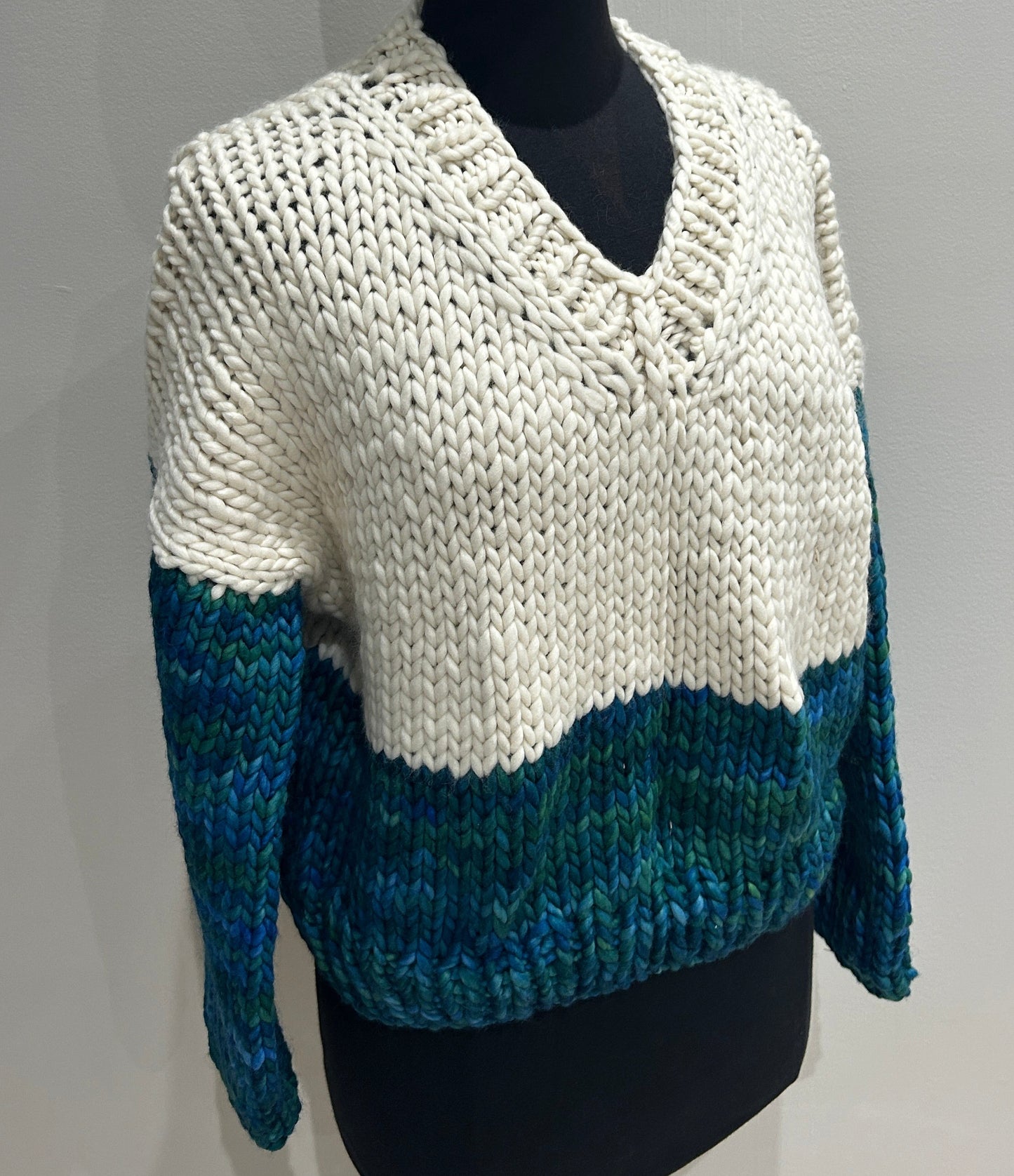 Lakeside Pullover Solis & Natural Blocked SMALL