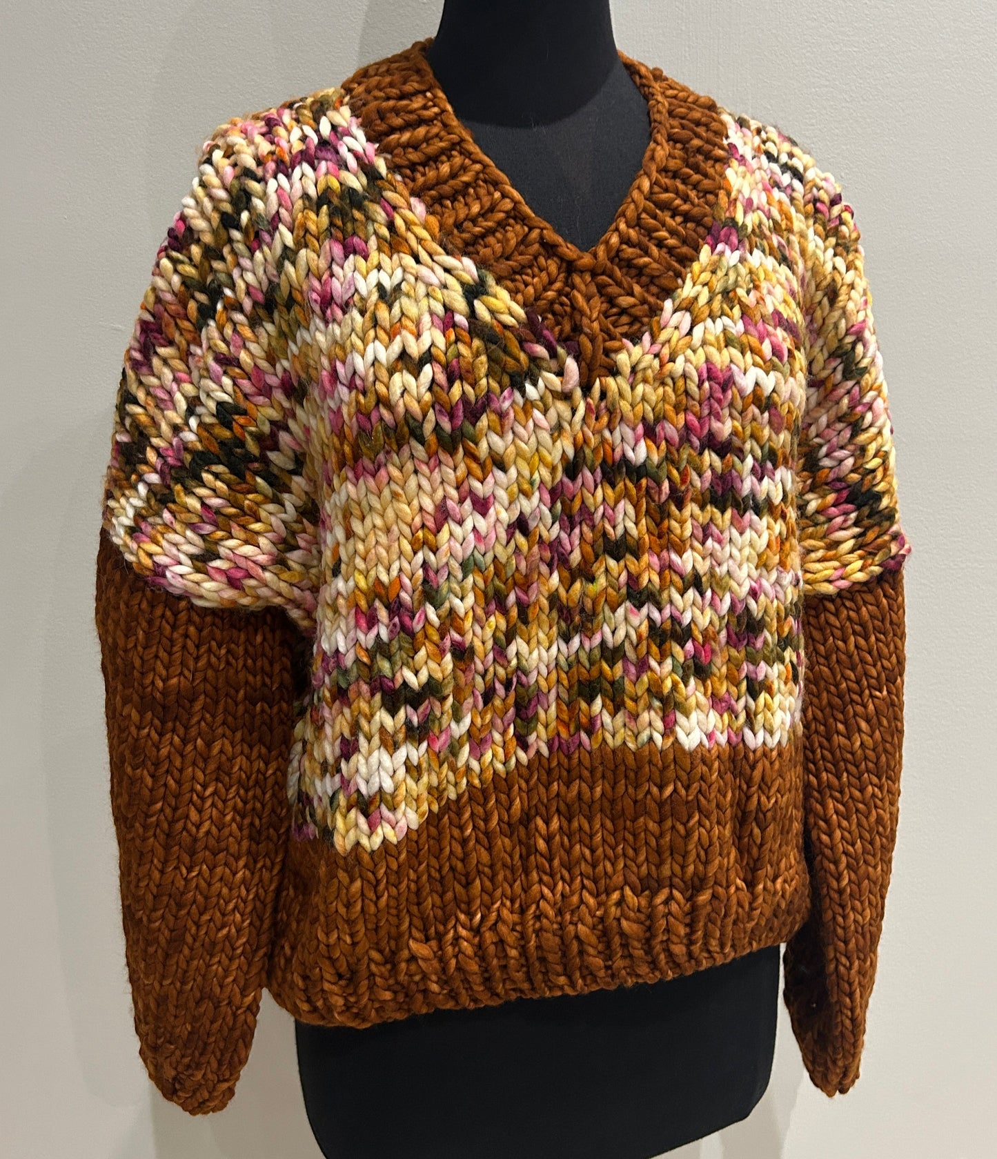 Lakeside Pullover Caramel & Dune Blocked MEDIUM